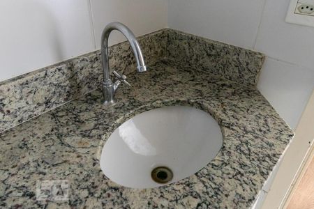 Detalhe do Banheiro do Corredor de apartamento à venda com 3 quartos, 68m² em Jardim Iracema, Barueri