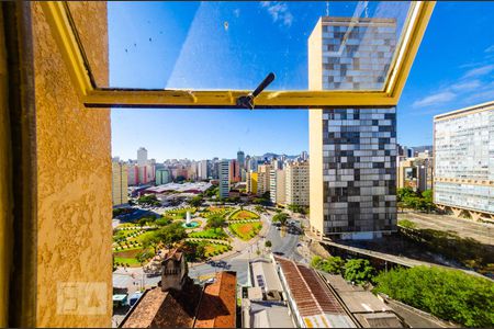 Sala - Vista de apartamento para alugar com 2 quartos, 50m² em Barro Preto, Belo Horizonte