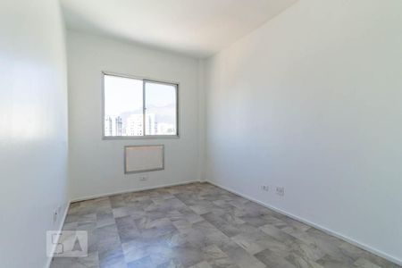 Quarto 1 de apartamento para alugar com 2 quartos, 90m² em Todos Os Santos, Rio de Janeiro