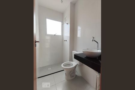 Banheiro de apartamento à venda com 2 quartos, 47m² em Canudos, Novo Hamburgo