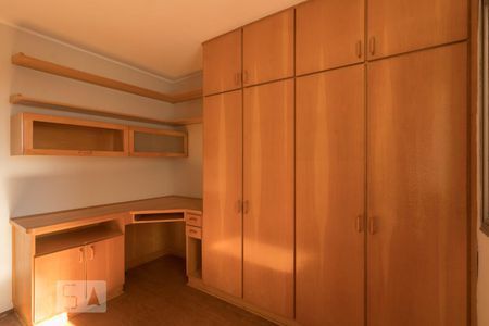 Dormitório 2 de apartamento à venda com 3 quartos, 70m² em Santana, São Paulo