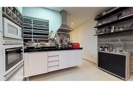 Cozinha de apartamento para alugar com 1 quarto, 42m² em Itaim Bibi, São Paulo