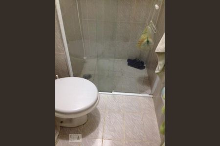 Banheiro de apartamento à venda com 2 quartos, 51m² em Parque Residencial Vila União, Campinas