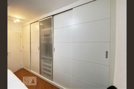 Quarto de apartamento para alugar com 3 quartos, 105m² em Vila Albertina, São Paulo