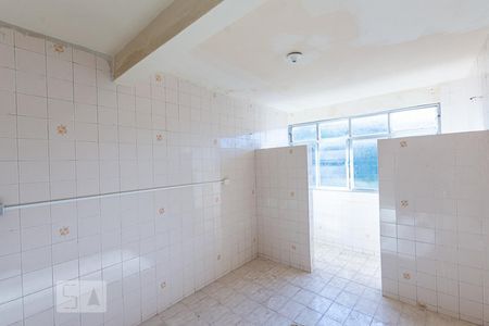 Cozinha de casa de condomínio à venda com 2 quartos, 60m² em Engenhoca, Niterói