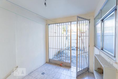 Entrada de casa de condomínio à venda com 2 quartos, 60m² em Engenhoca, Niterói