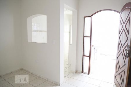 Sala de casa para alugar com 2 quartos, 48m² em Vila Guarani, São Paulo