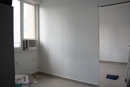 sala 1 de apartamento para alugar com 1 quarto, 27m² em Centro, Rio de Janeiro