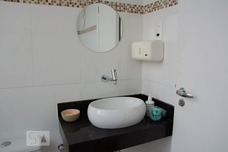 detalhe do banheiro  de apartamento para alugar com 1 quarto, 27m² em Centro, Rio de Janeiro