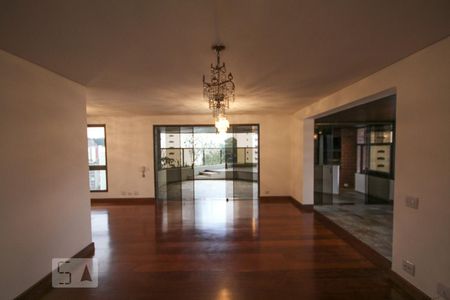 Sala de apartamento à venda com 4 quartos, 247m² em Real Parque, São Paulo