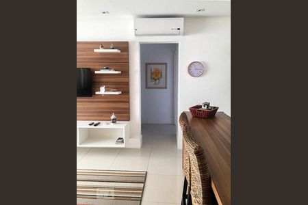 Apartamento para alugar com 92m², 2 quartos e 2 vagasSala