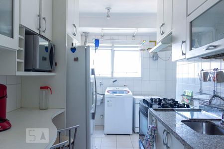 Cozinha de apartamento à venda com 3 quartos, 101m² em Vila Dom Pedro I, São Paulo