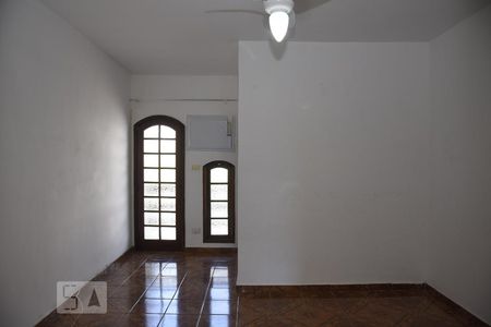 Quarto 1 - Suíte de casa de condomínio para alugar com 2 quartos, 160m² em Pechincha, Rio de Janeiro