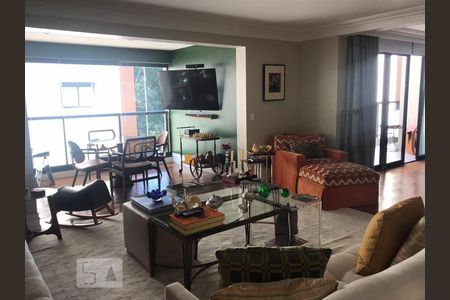 Sala de apartamento para alugar com 3 quartos, 220m² em Vila Progredior, São Paulo