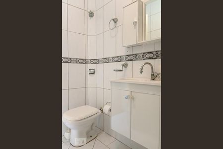 Banheiro Social de casa para alugar com 2 quartos, 80m² em Rudge Ramos, São Bernardo do Campo