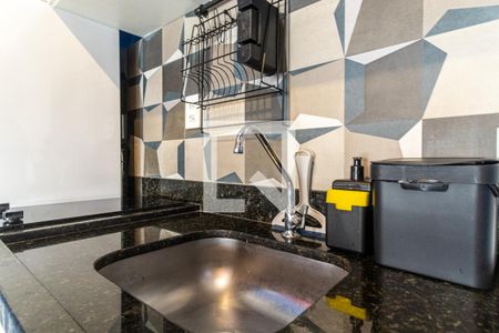 Cozinha - Torneira de apartamento para alugar com 1 quarto, 36m² em República, São Paulo