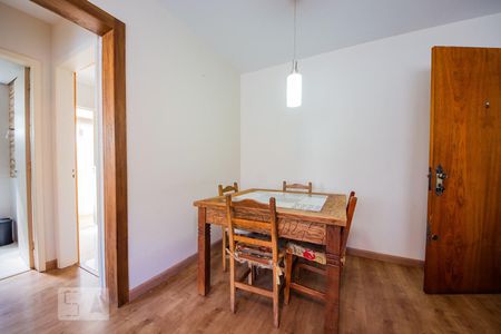Sala de apartamento à venda com 1 quarto, 50m² em Bom Jesus, Porto Alegre