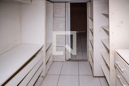 Closet Suíte de casa para alugar com 3 quartos, 81m² em Engenho de Dentro, Rio de Janeiro