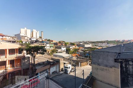 Vista de casa à venda com 3 quartos, 110m² em Quitaúna, Osasco