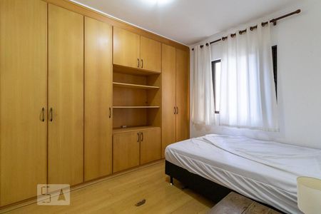 Suíte de apartamento à venda com 2 quartos, 80m² em Jardim Paulista, São Paulo