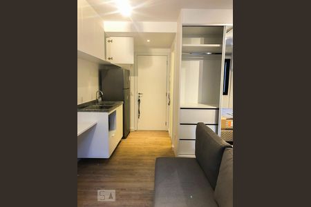 Sala de kitnet/studio para alugar com 1 quarto, 39m² em Liberdade, São Paulo