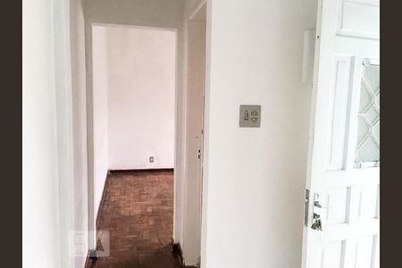 Corredor de casa para alugar com 1 quarto, 45m² em Cerâmica, São Caetano do Sul