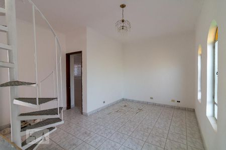 Sala 1 de casa à venda com 3 quartos, 200m² em Vila Fátima, Guarulhos