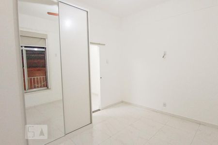 Quarto - Armário  de apartamento para alugar com 1 quarto, 30m² em Centro, Rio de Janeiro