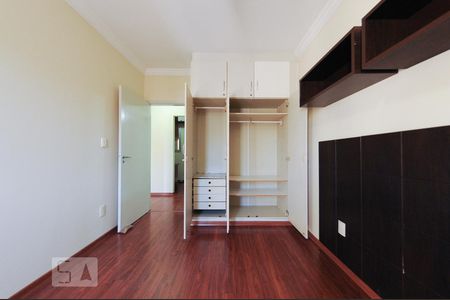 Quarto 2 - Armários de apartamento para alugar com 2 quartos, 80m² em Centro, Campinas