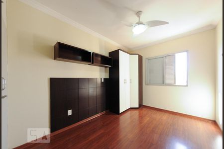 Quarto 2  de apartamento para alugar com 2 quartos, 80m² em Centro, Campinas