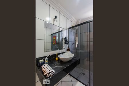 Banheiro de apartamento para alugar com 2 quartos, 87m² em Pinheiros, São Paulo