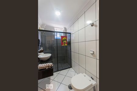 Banheiro de apartamento para alugar com 2 quartos, 87m² em Pinheiros, São Paulo