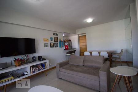 Sala de apartamento para alugar com 2 quartos, 74m² em Recreio dos Bandeirantes, Rio de Janeiro