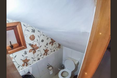 Lavabo  de casa à venda com 3 quartos, 140m² em Jardim Adelaide, São Paulo