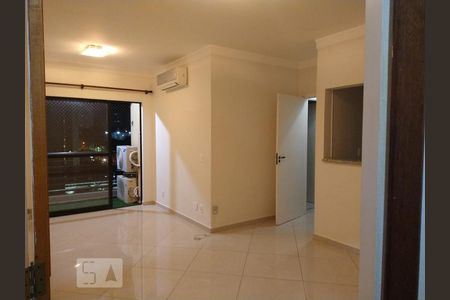 Salas de apartamento à venda com 2 quartos, 70m² em Mansões Santo Antônio, Campinas