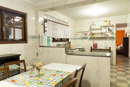 Sala de Jantar de casa à venda com 3 quartos, 230m² em Rudge Ramos, São Bernardo do Campo