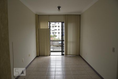 Apartamento à venda com 82m², 2 quartos e 1 vagaSala