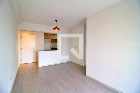 Sala de apartamento para alugar com 2 quartos, 65m² em Vila Pires, Santo André