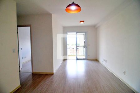 Sala de apartamento para alugar com 2 quartos, 65m² em Vila Pires, Santo André