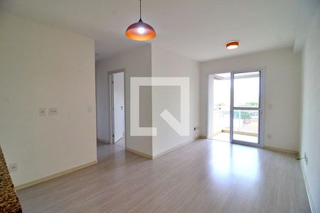 Sala de apartamento para alugar com 2 quartos, 65m² em Vila Pires, Santo André