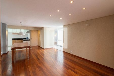Sala de apartamento à venda com 2 quartos, 136m² em Vila Gomes, São Paulo