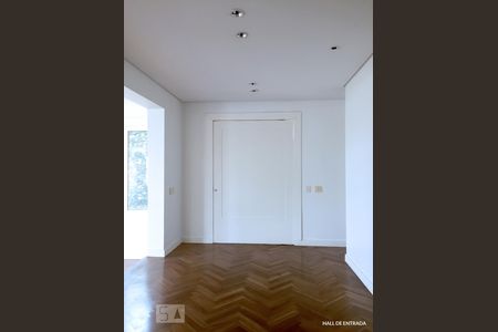 Hall de casa à venda com 4 quartos, 600m² em Jardim Leonor, São Paulo