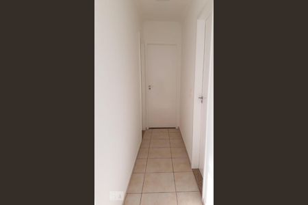 Corredor de apartamento para alugar com 2 quartos, 52m² em Vila Basileia, São Paulo