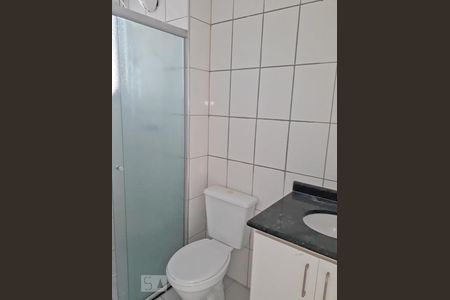 Banheiro de apartamento à venda com 2 quartos, 52m² em Vila Basileia, São Paulo