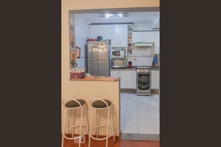 Cozinha e Área de Serviço de apartamento para alugar com 2 quartos, 67m² em Vila Alto de Santo André, Santo André