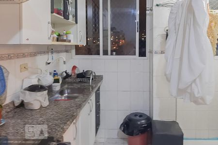 Cozinha e Área de Serviço de apartamento para alugar com 2 quartos, 67m² em Vila Alto de Santo André, Santo André