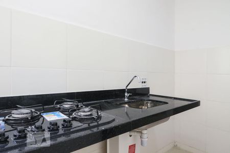 cozinha de apartamento à venda com 2 quartos, 46m² em Santa Amélia, Belo Horizonte