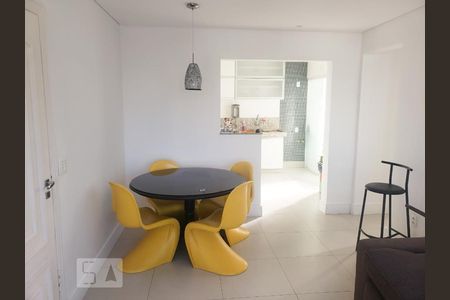 Apartamento à venda com 75m², 2 quartos e sem vagaSala