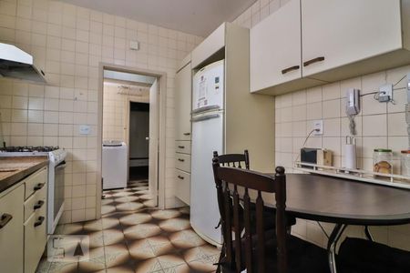 Cozinha de apartamento para alugar com 3 quartos, 117m² em Paraíso, São Paulo