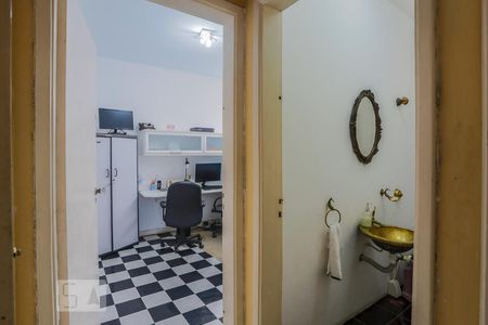 Entrada Lavabo e Escritório de casa à venda com 4 quartos, 900m² em Vila Mariana, São Paulo